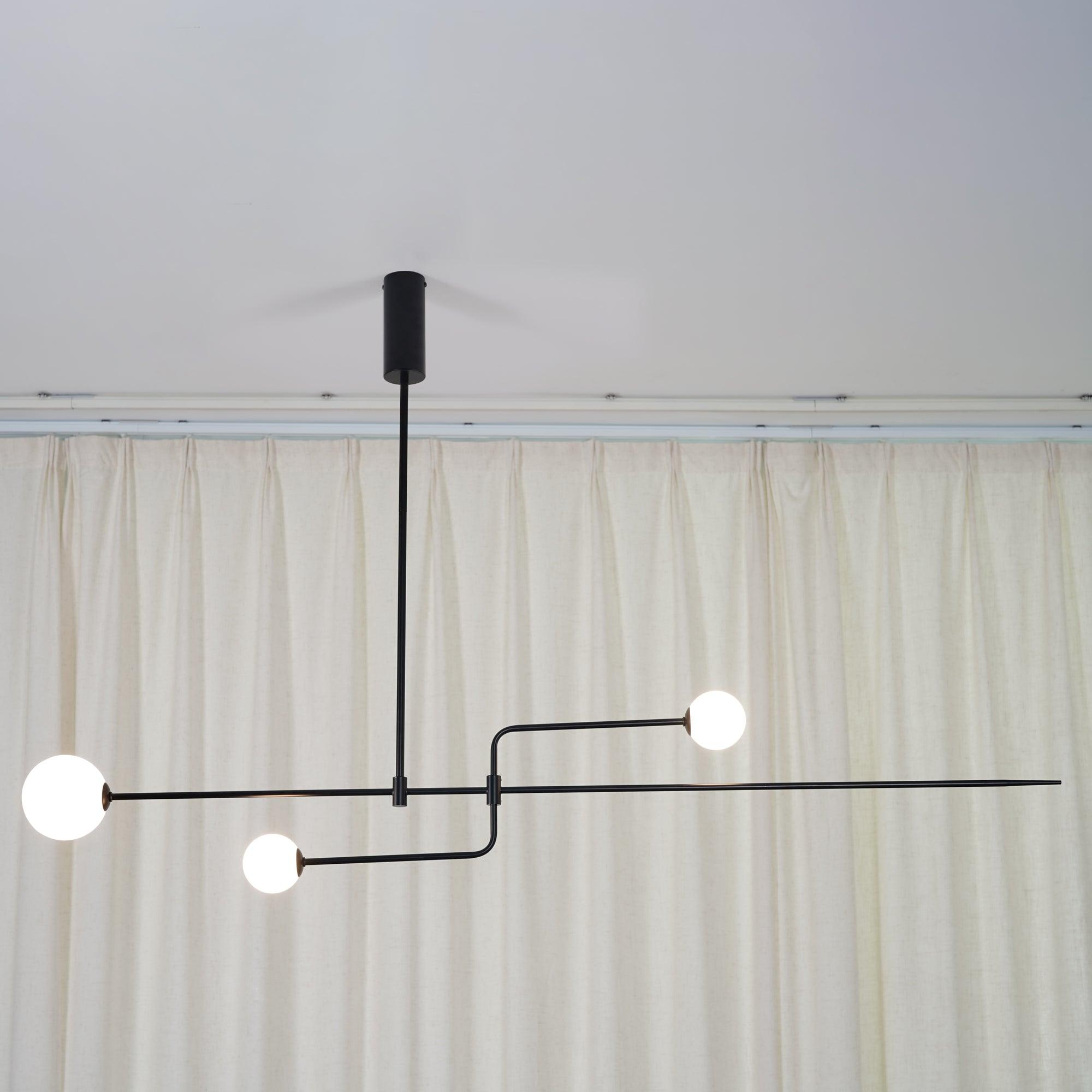 Lustre minimaliste Sezoveux