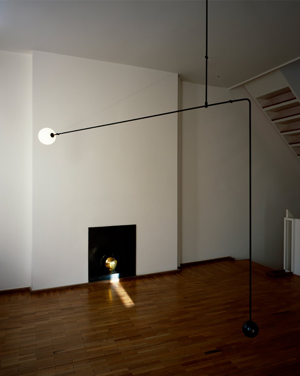 Lustre minimaliste Sezoveux