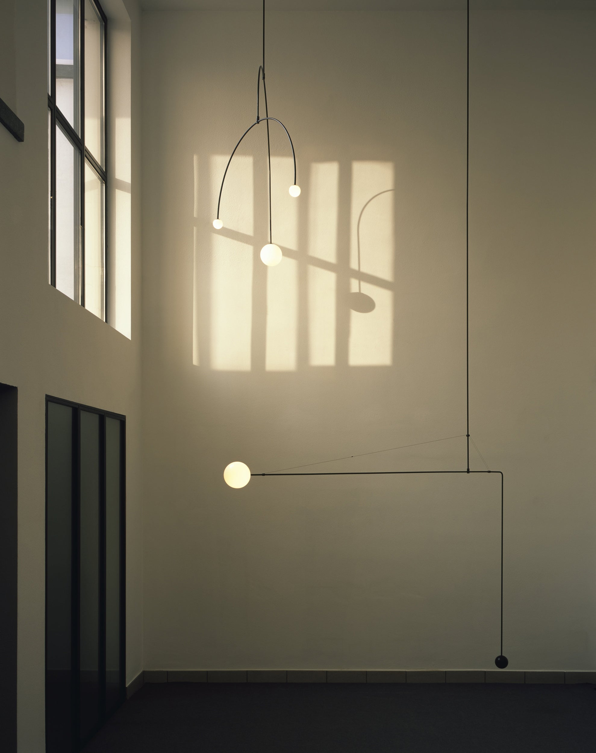 Lustre minimaliste Sezoveux