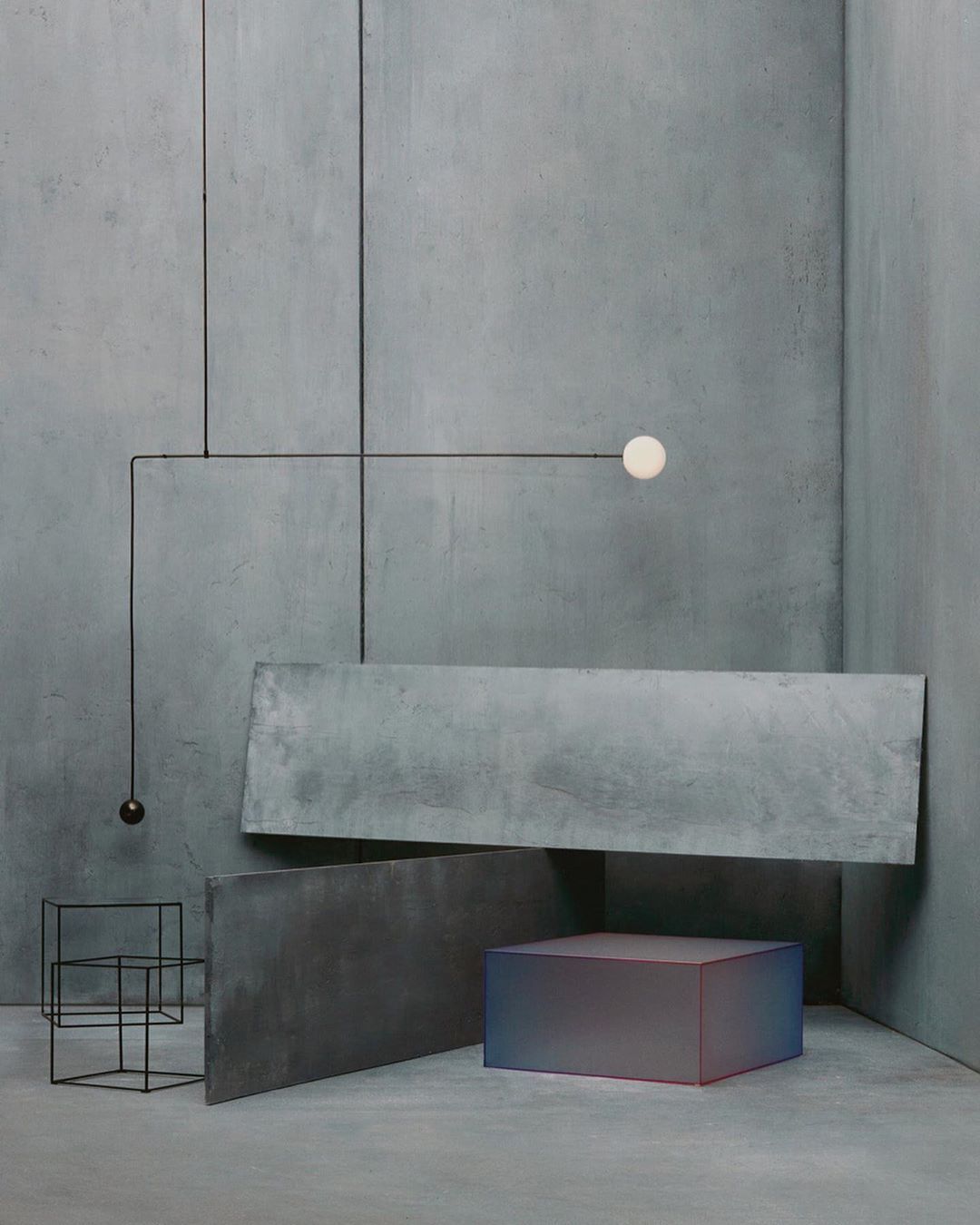 Lustre minimaliste Sezoveux