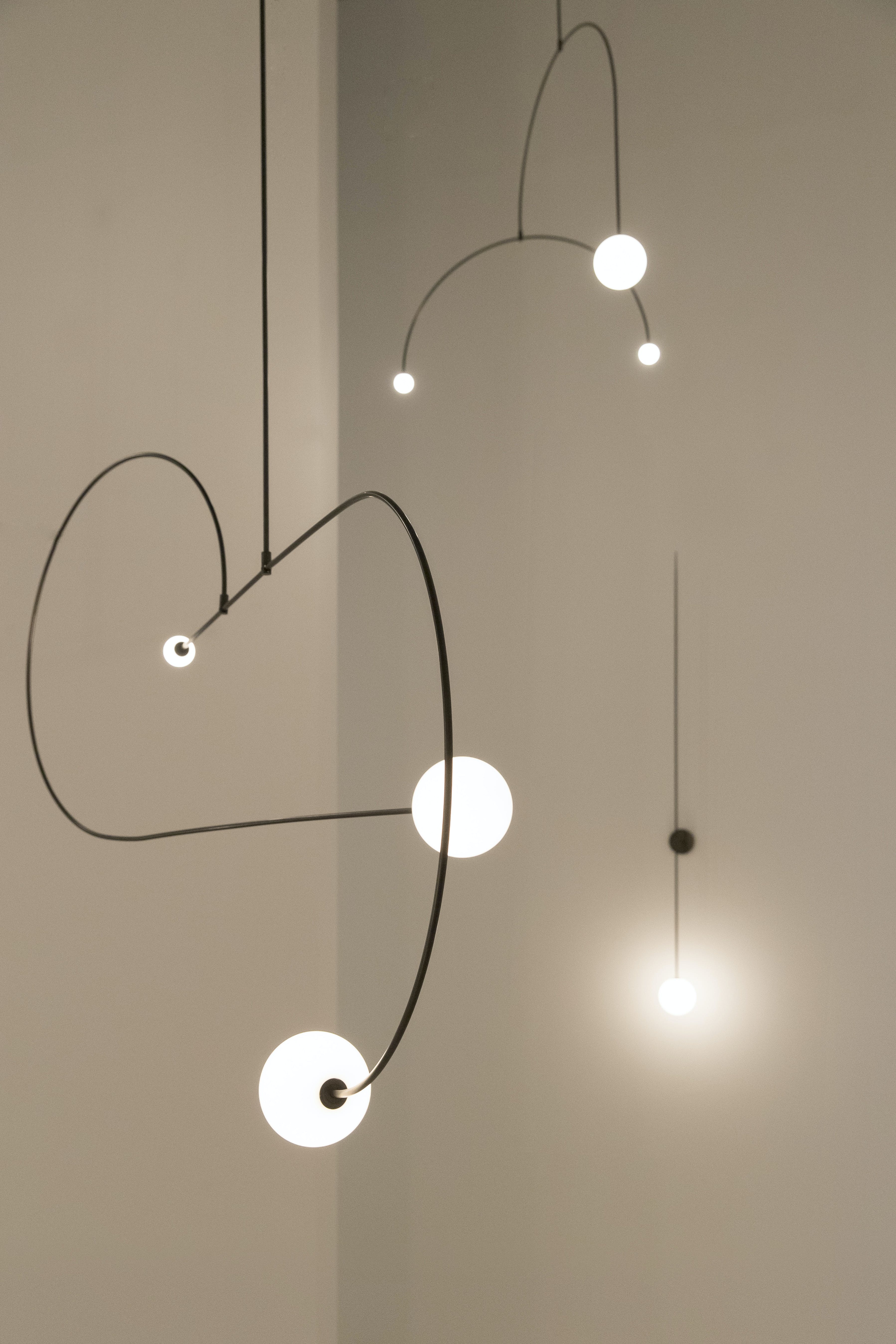 Lustre minimaliste Sezoveux