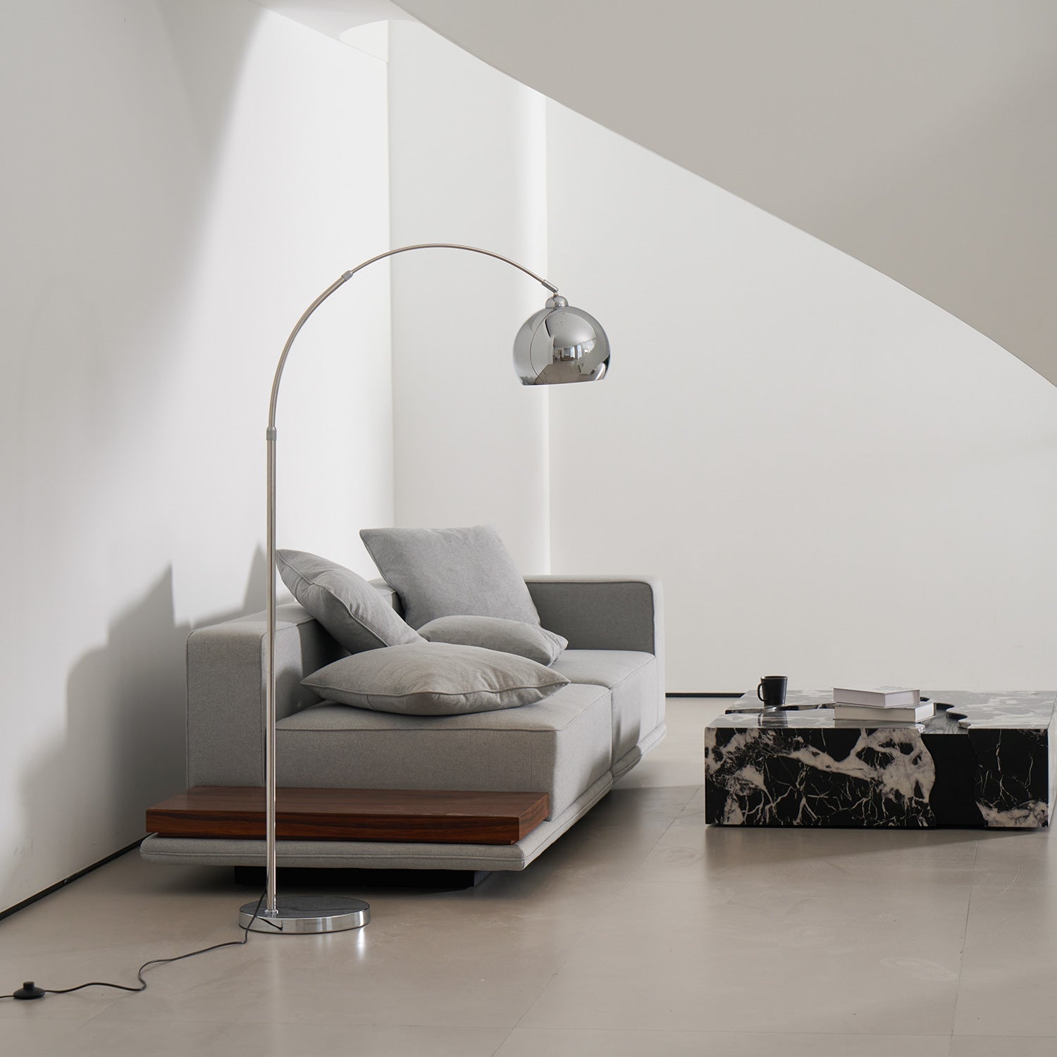 Lampadaire moderne Jarelessa