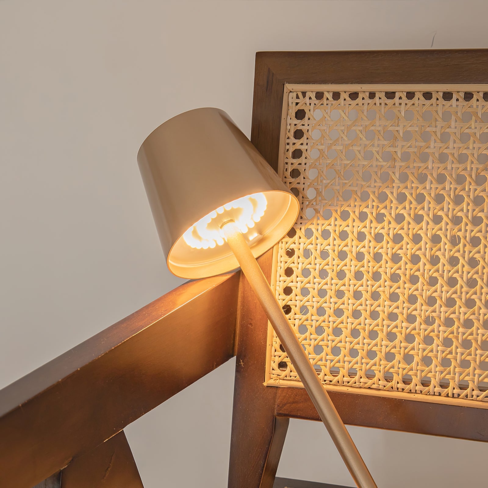 Lampe de table portable Melbelionne