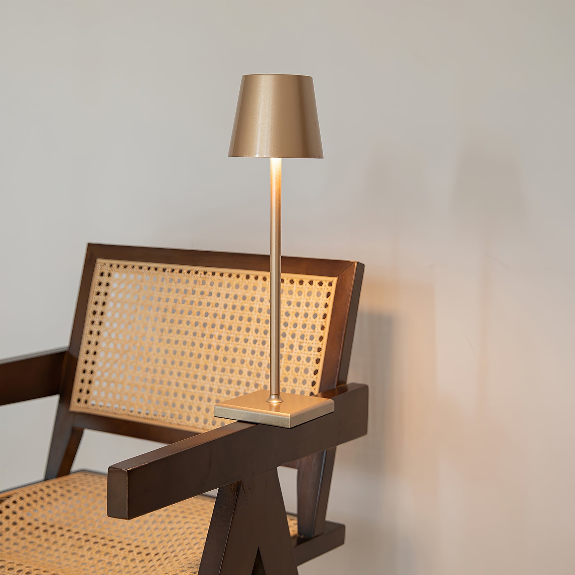 Lampe de table portable Melbelionne