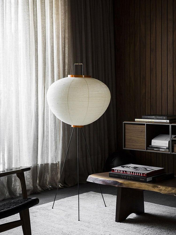 Lampadaire sculptural Taellella