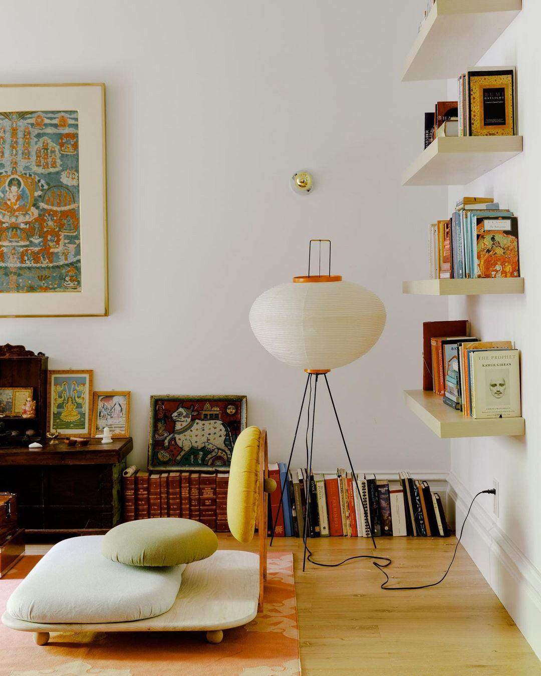 Lampadaire sculptural Taellella