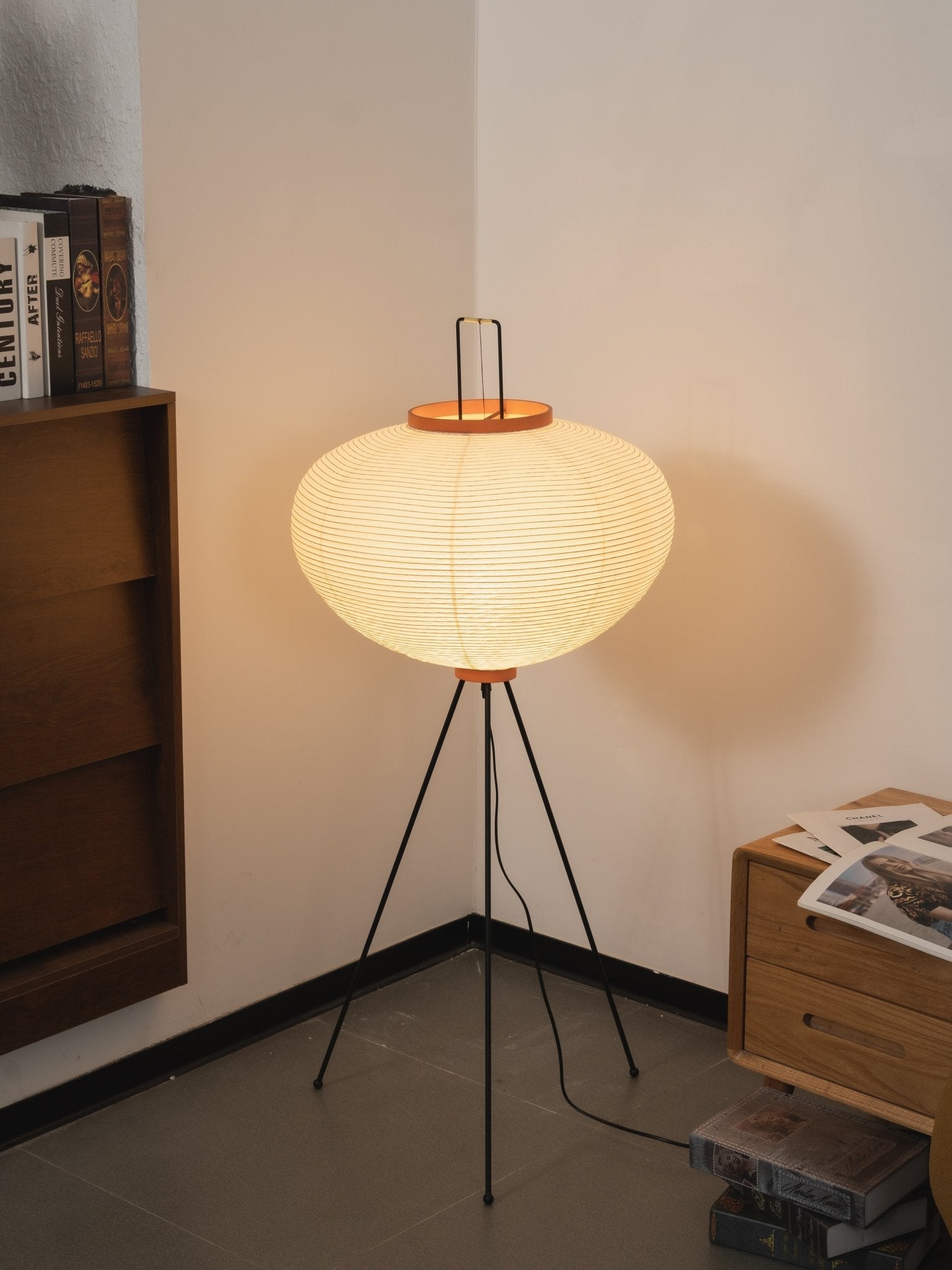 Lampadaire sculptural Taellella