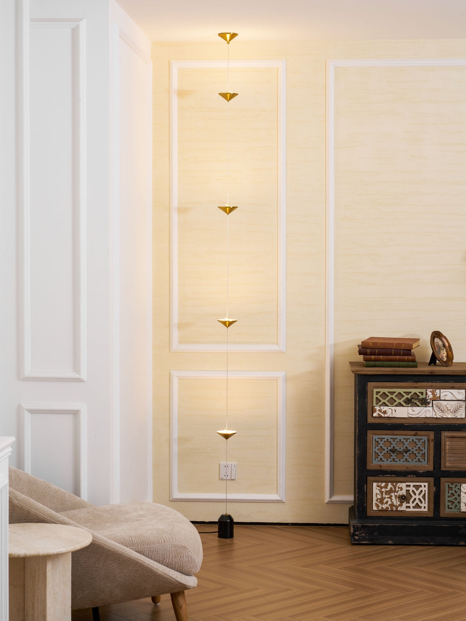 Lampadaire linéaire Marinico