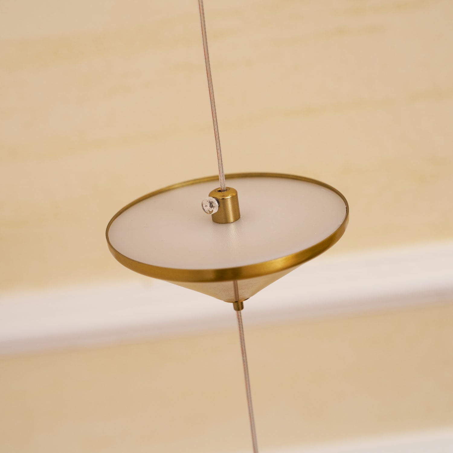 Lampadaire linéaire Marinico