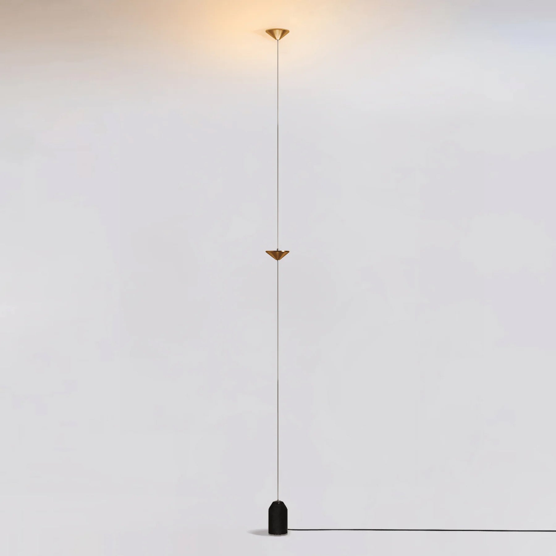Lampadaire linéaire Marinico