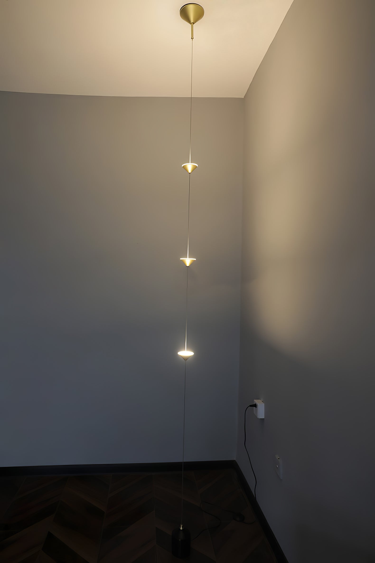 Lampadaire linéaire Marinico
