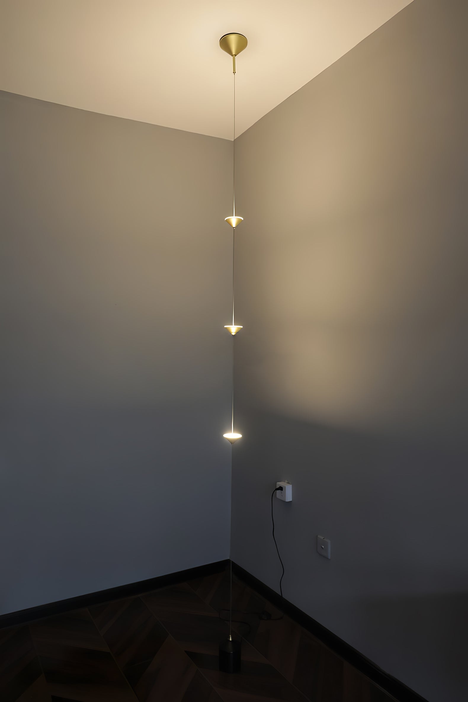 Lampadaire linéaire Marinico