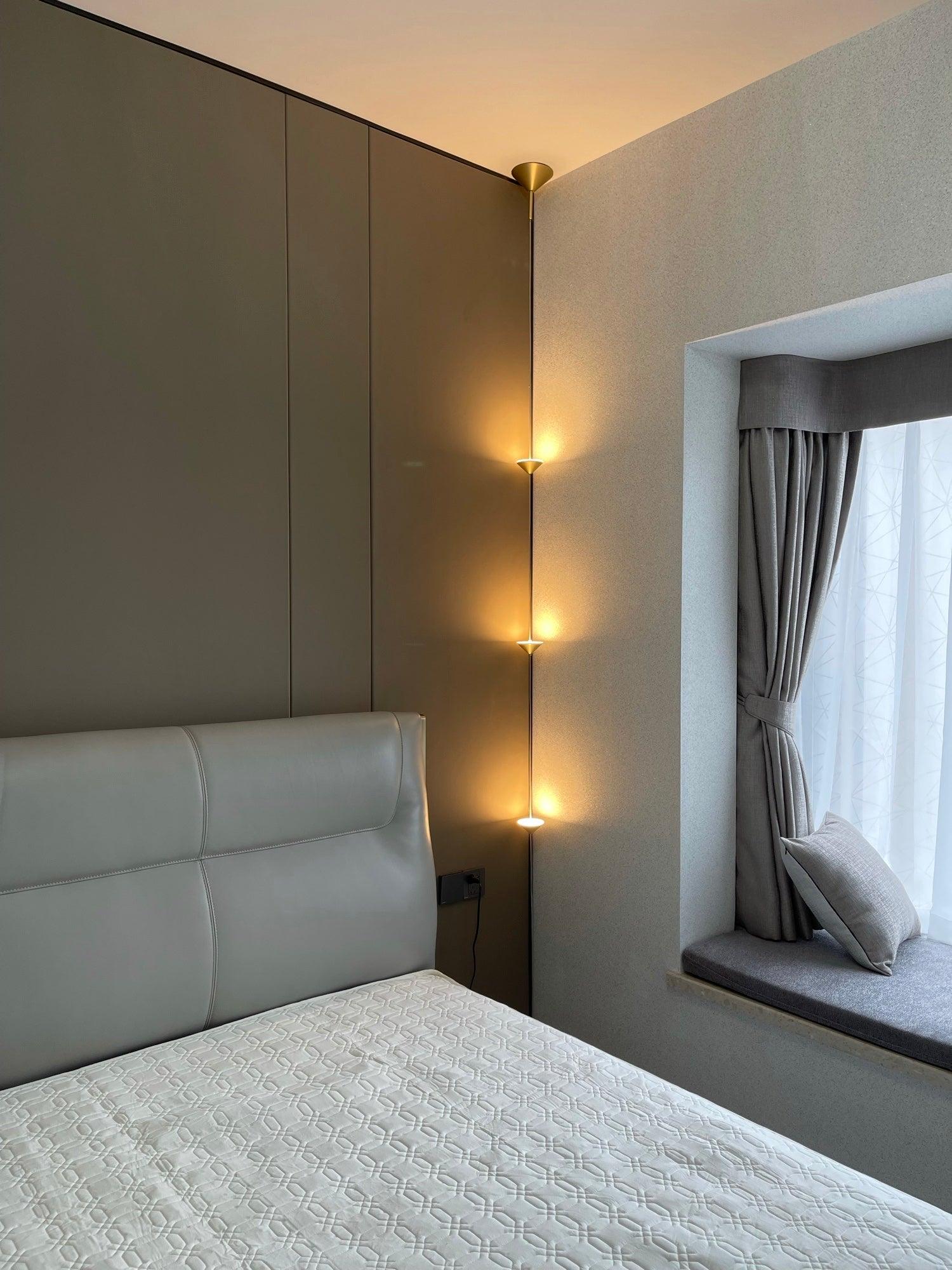 Lampadaire linéaire Marinico