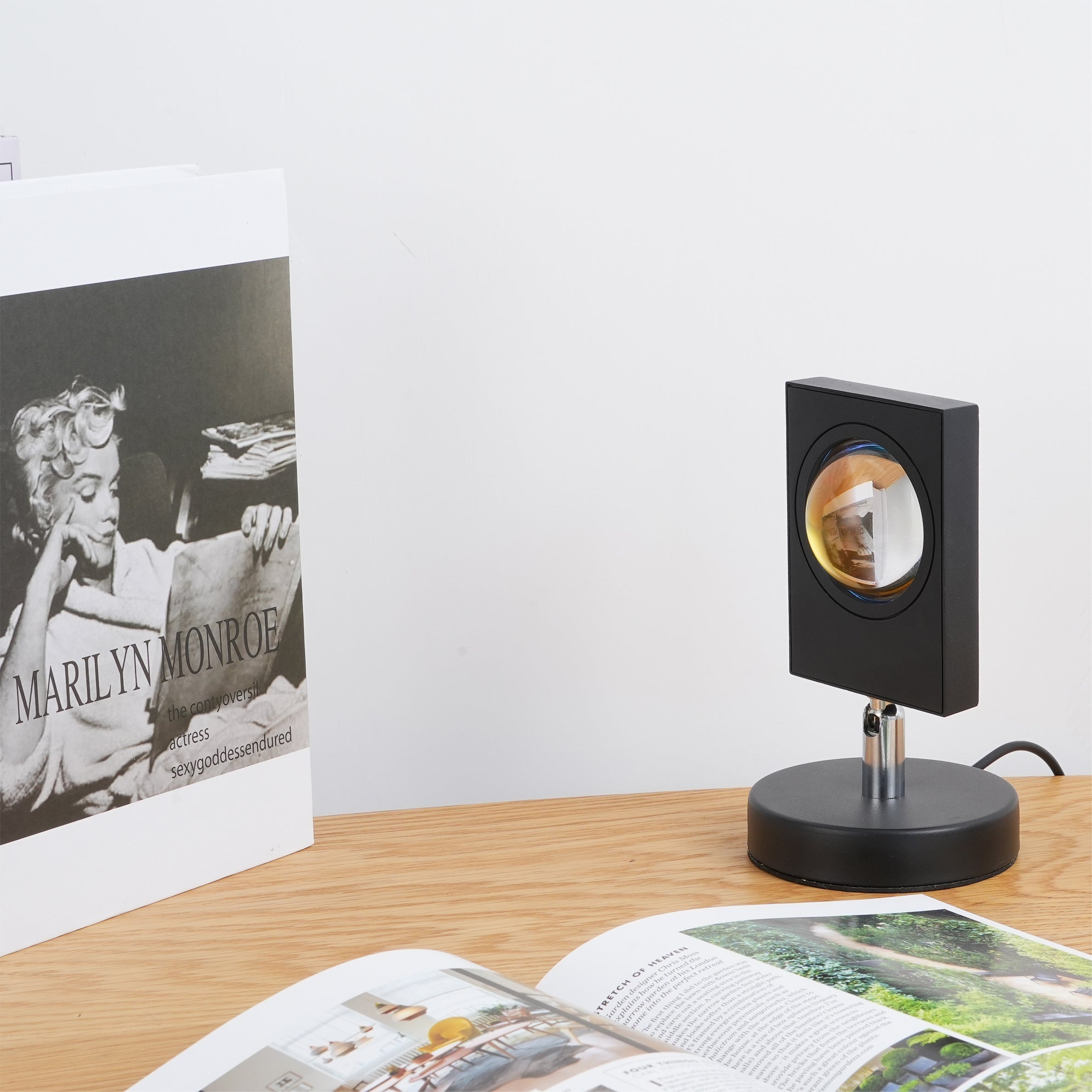 Lampe de table compacte Caanaris