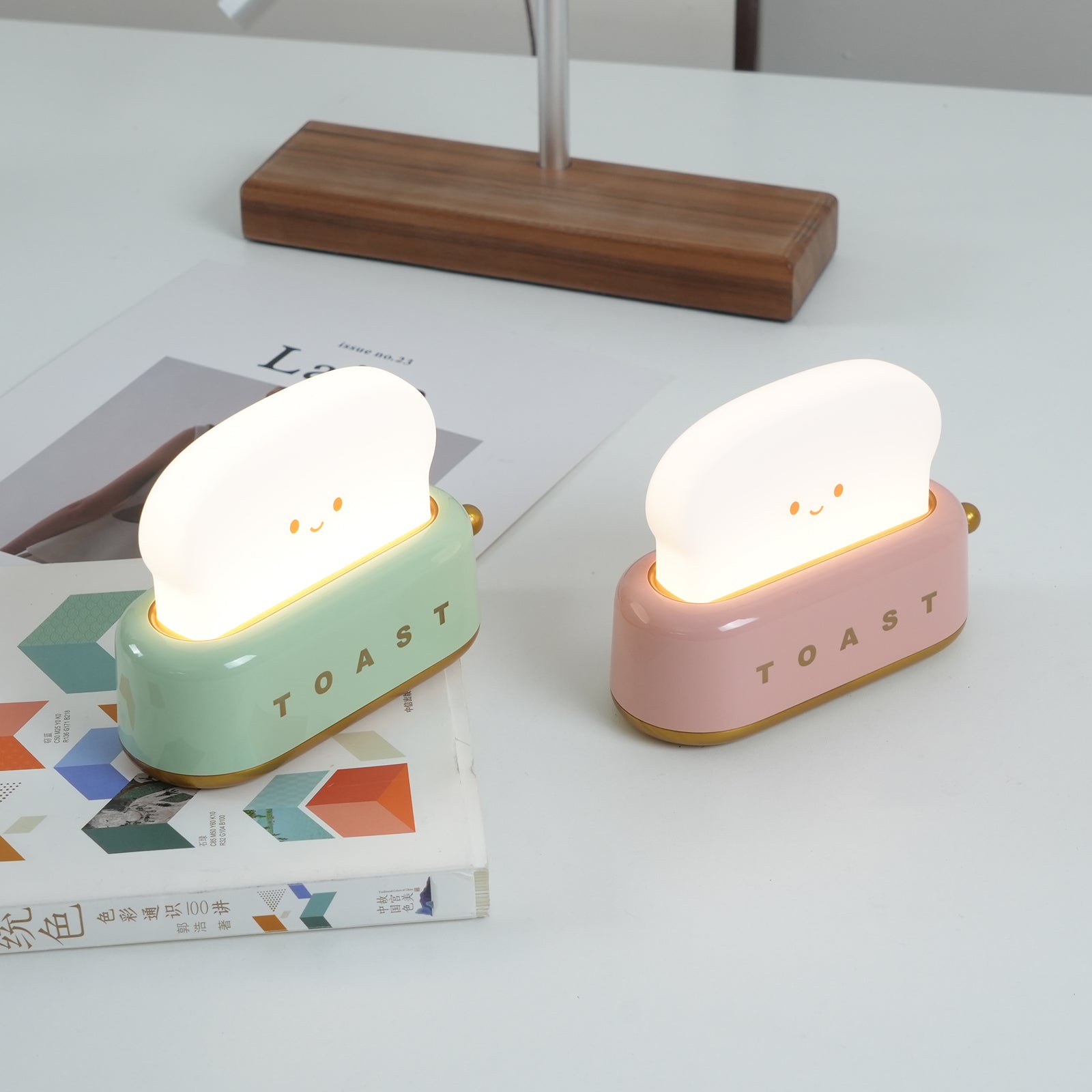 Lampe de table rétro Cerenia de TOASTER