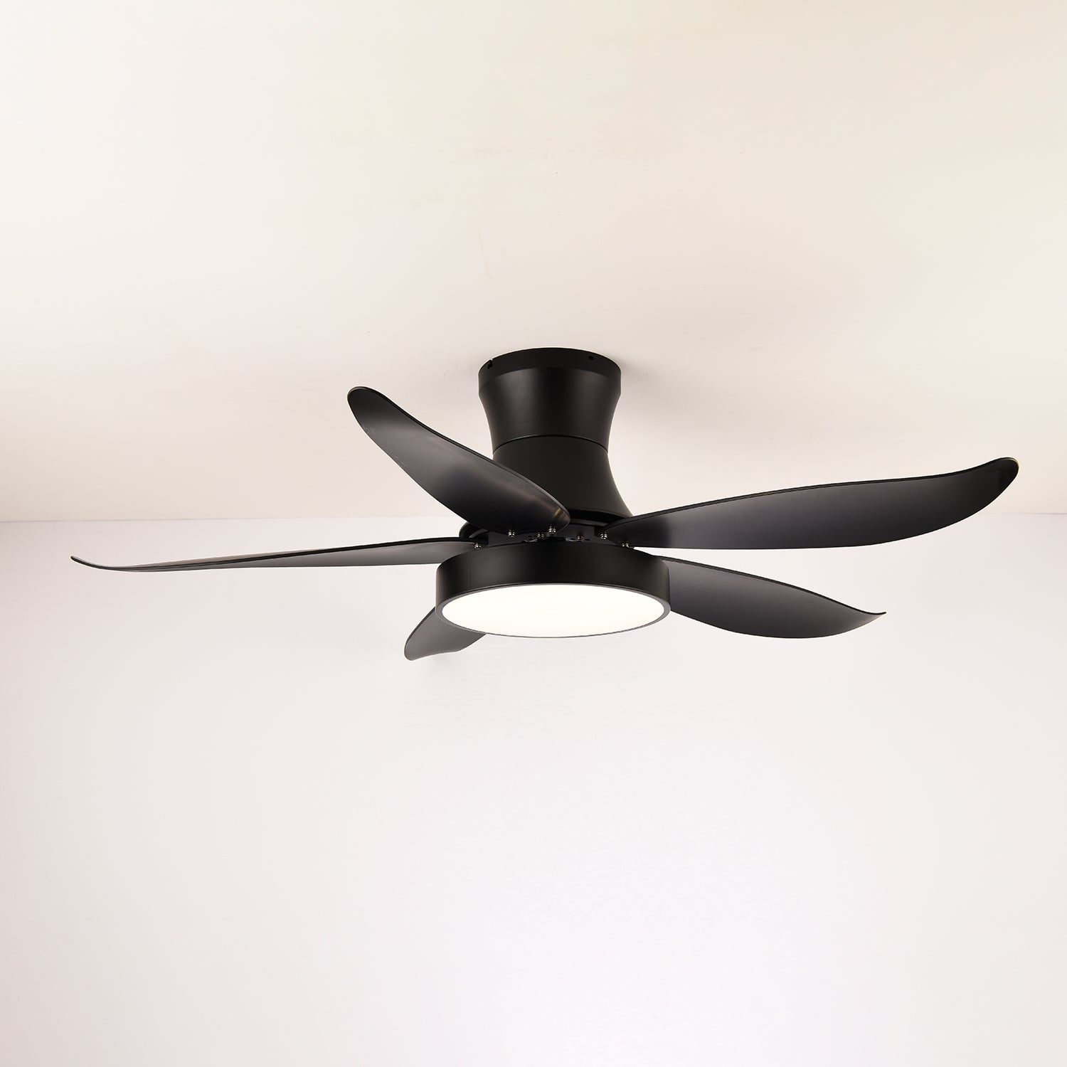 Plafonnier ventilateur moderne Veerira