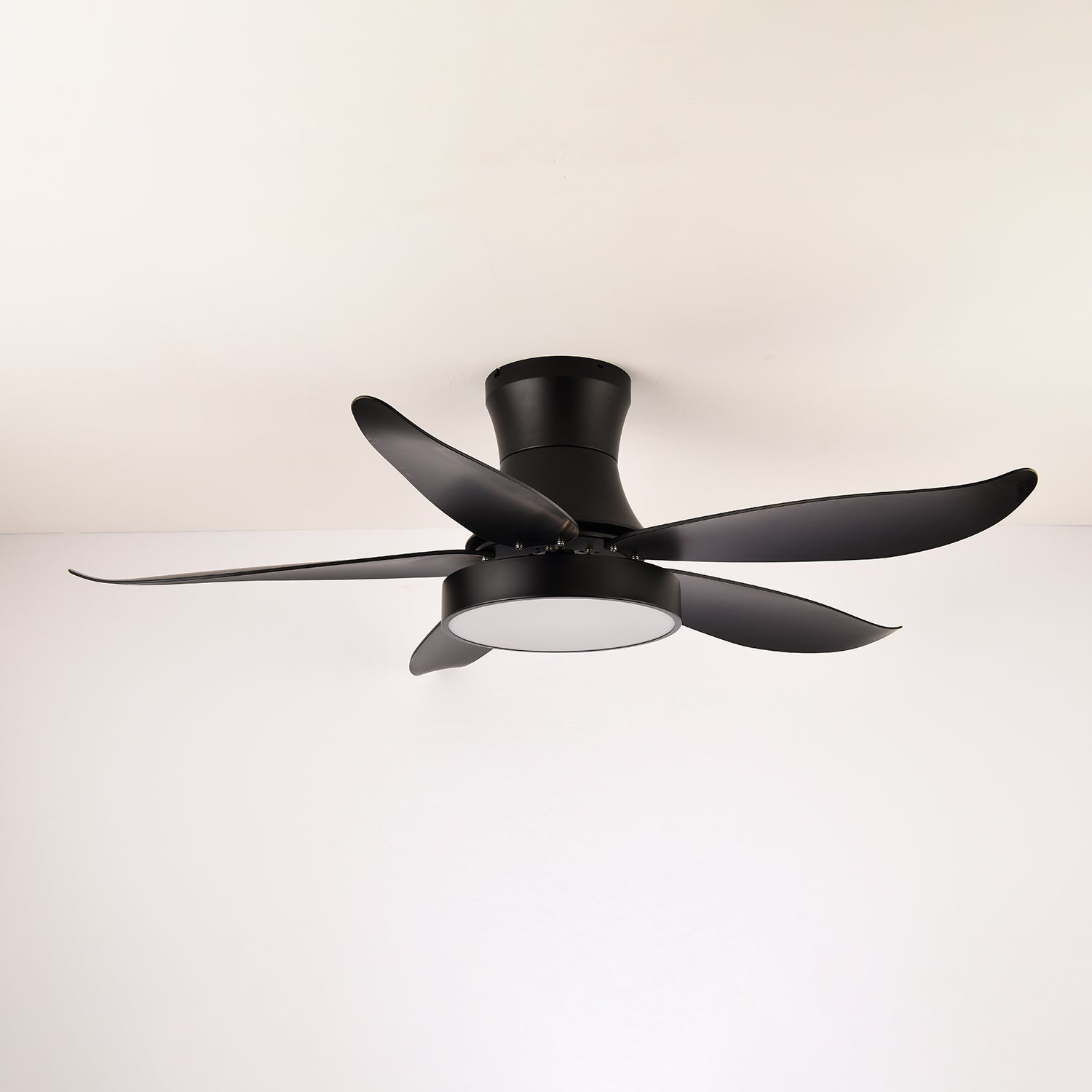 Plafonnier ventilateur moderne Veerira
